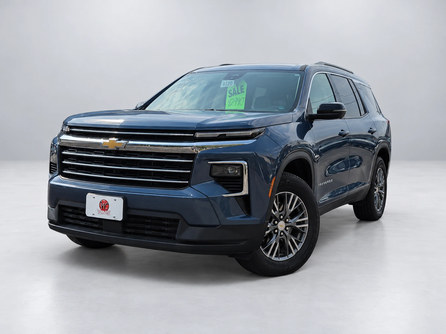 2025 Chevrolet Traverse LT · photo 1