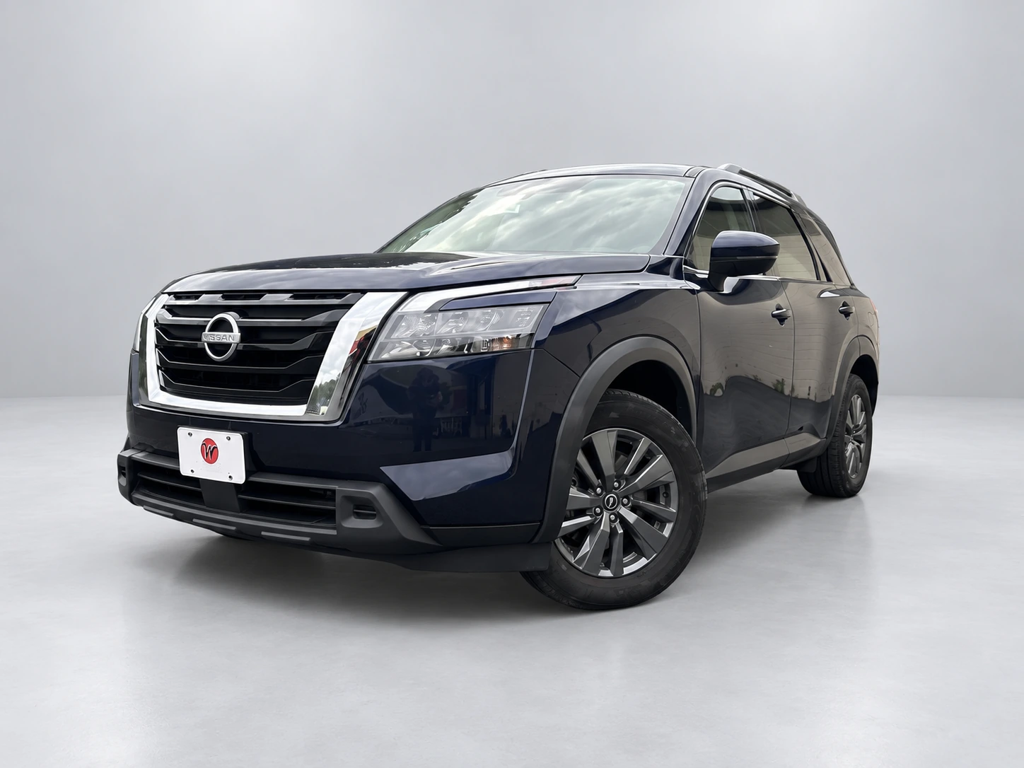 2025 Nissan Pathfinder SV · photo 1
