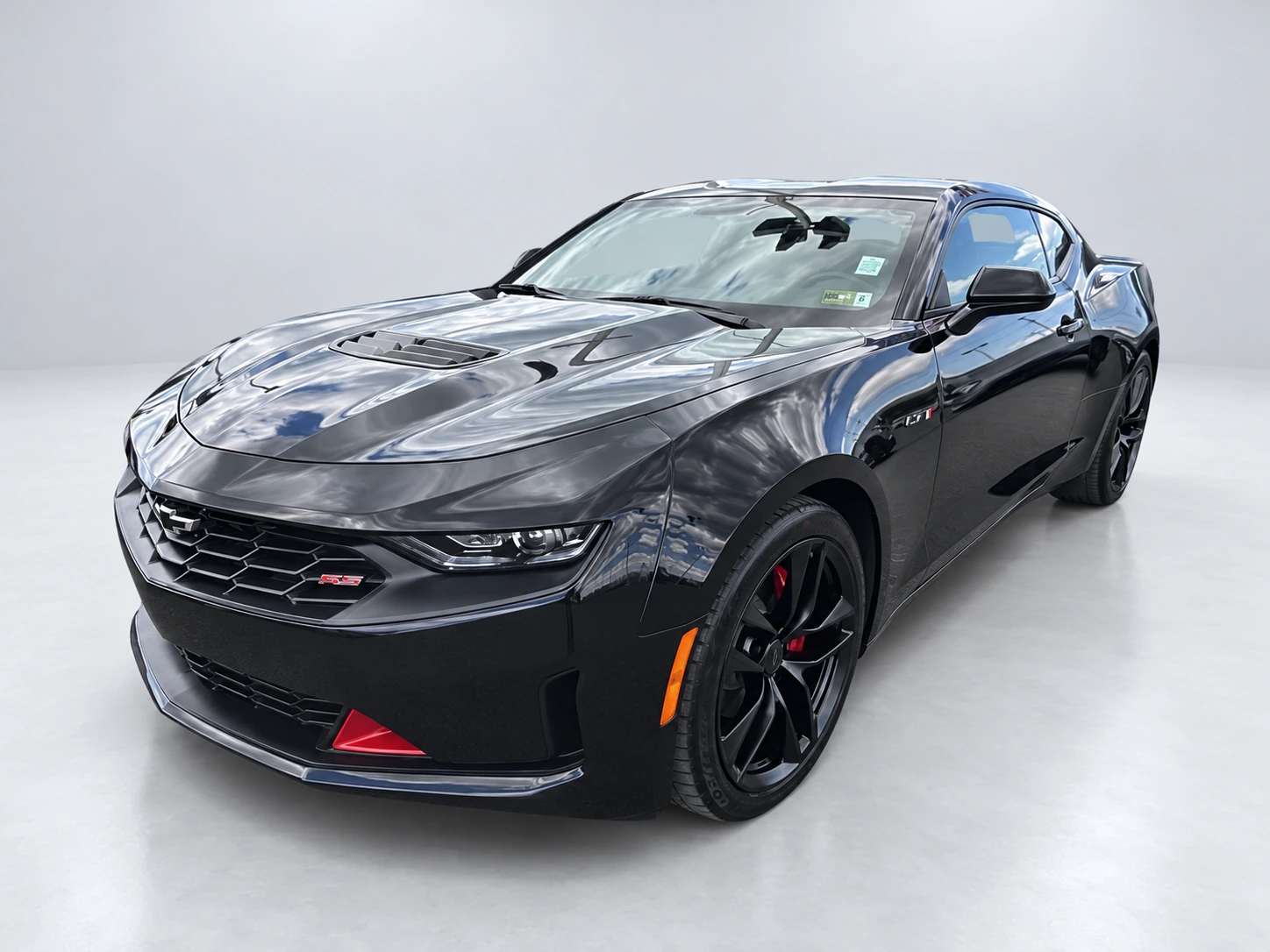 2023 Chevrolet Camaro · photo 1